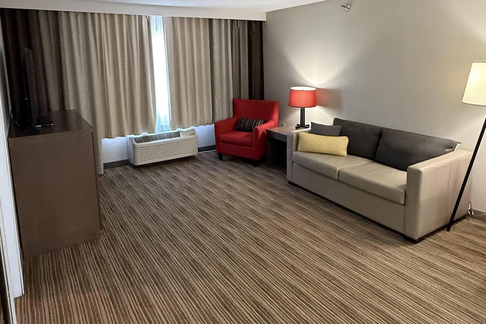 Country Inn Suites By Radisson Mason City Ia 31/50