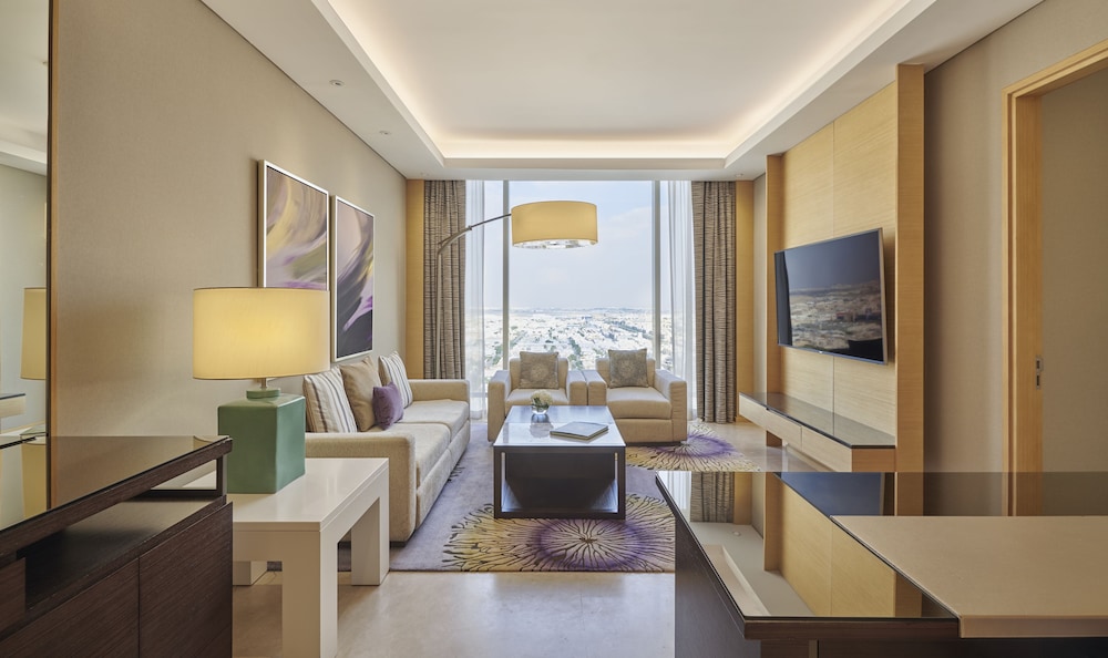 حياة ريجينسي(Hyatt Regency Riyadh Olaya) 44/75