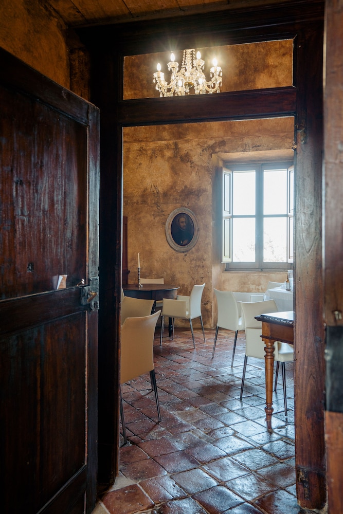 CASTELLO DI SEMIVICOLI 19/44