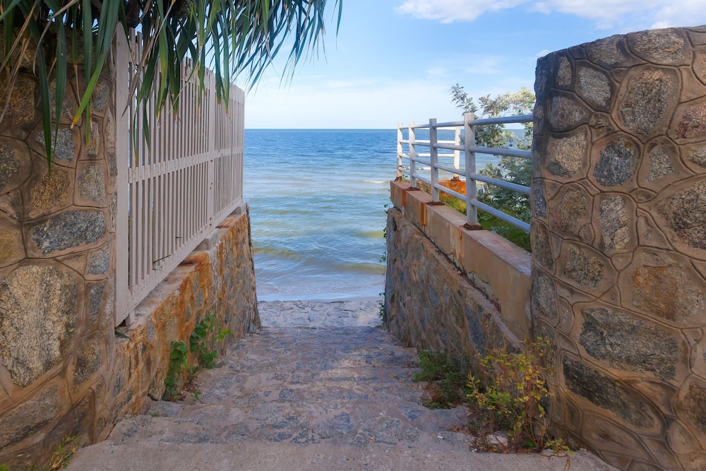 Summer Hua Hin Condominium 60/66
