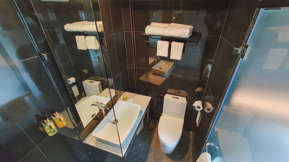 Hotel Ordinary Bangkok 48/50