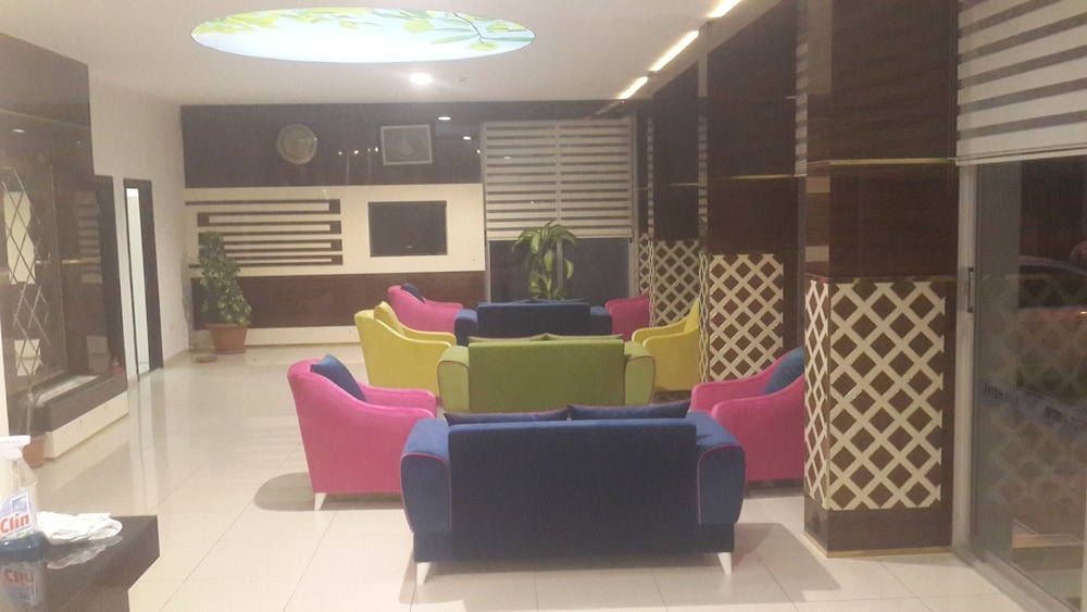 Kar Hotel 38/50