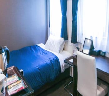 HOTEL LiVEMAX Yokohama Kannai Ekimae 18/37
