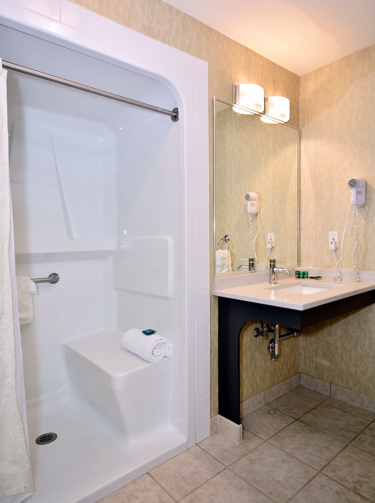 Manteo Resort Waterfront Hotel Villas 23/70