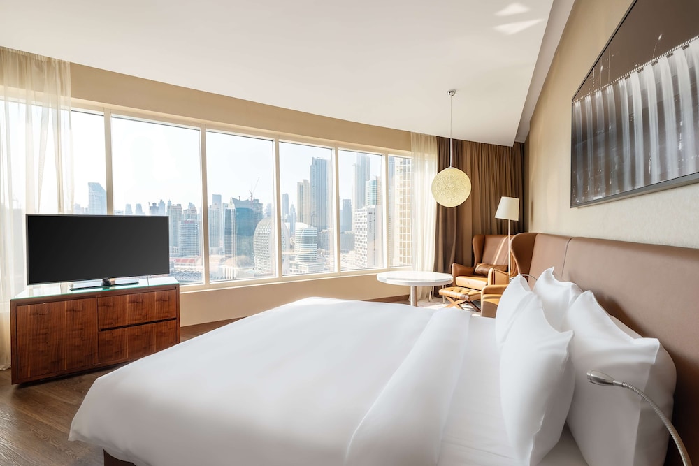 Radisson Blu Dubai Canal View 28/75