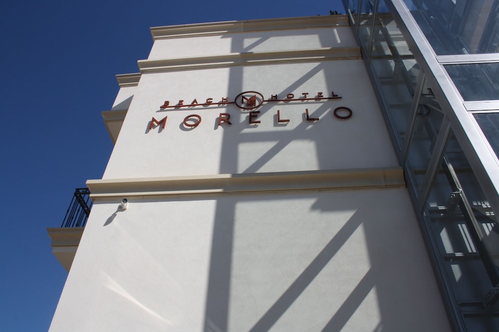 Morello Beach Hotel 2/50