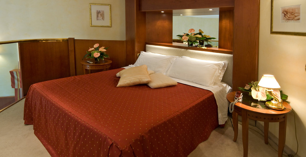 As Hotel Monza 11/56