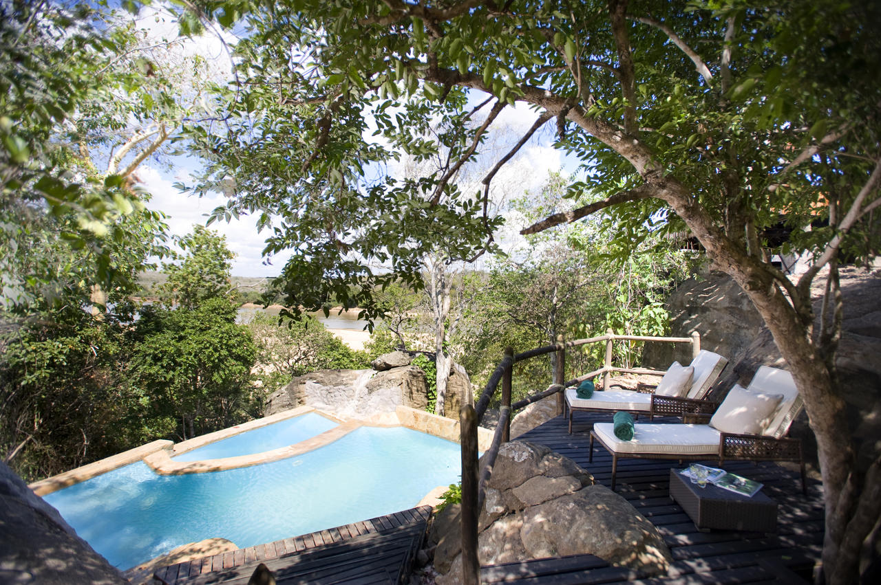 Serena Mivumo River Lodge 7/30