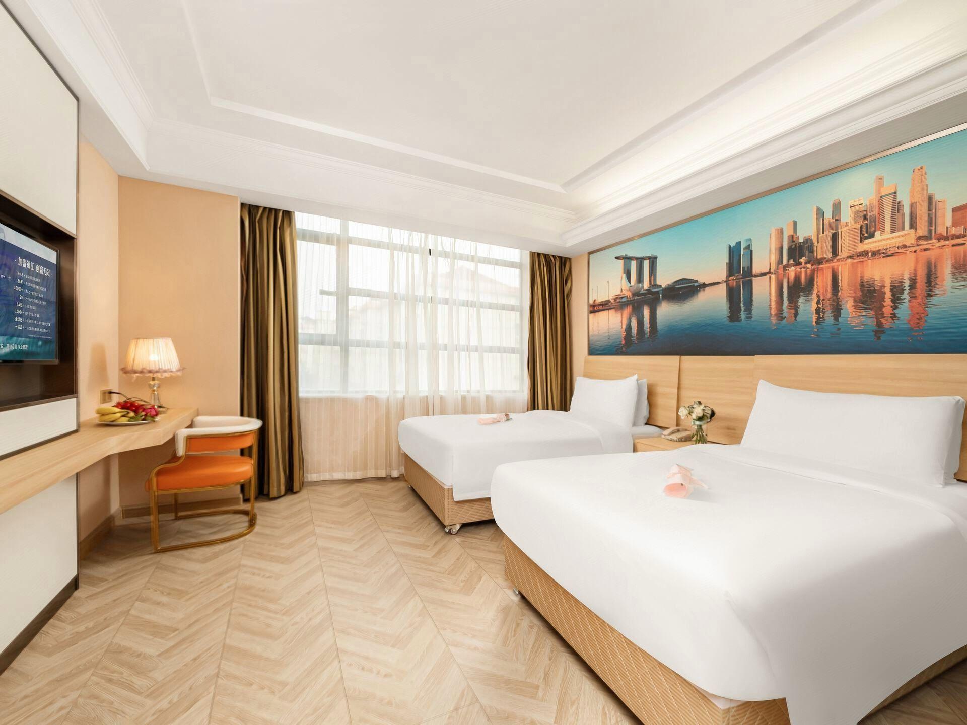 Vienna Hotel (Shanghai Jing'an Gaoping Road) 20/44