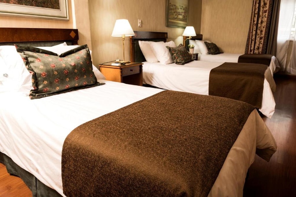 MAYFLOWER SUITES 10/42