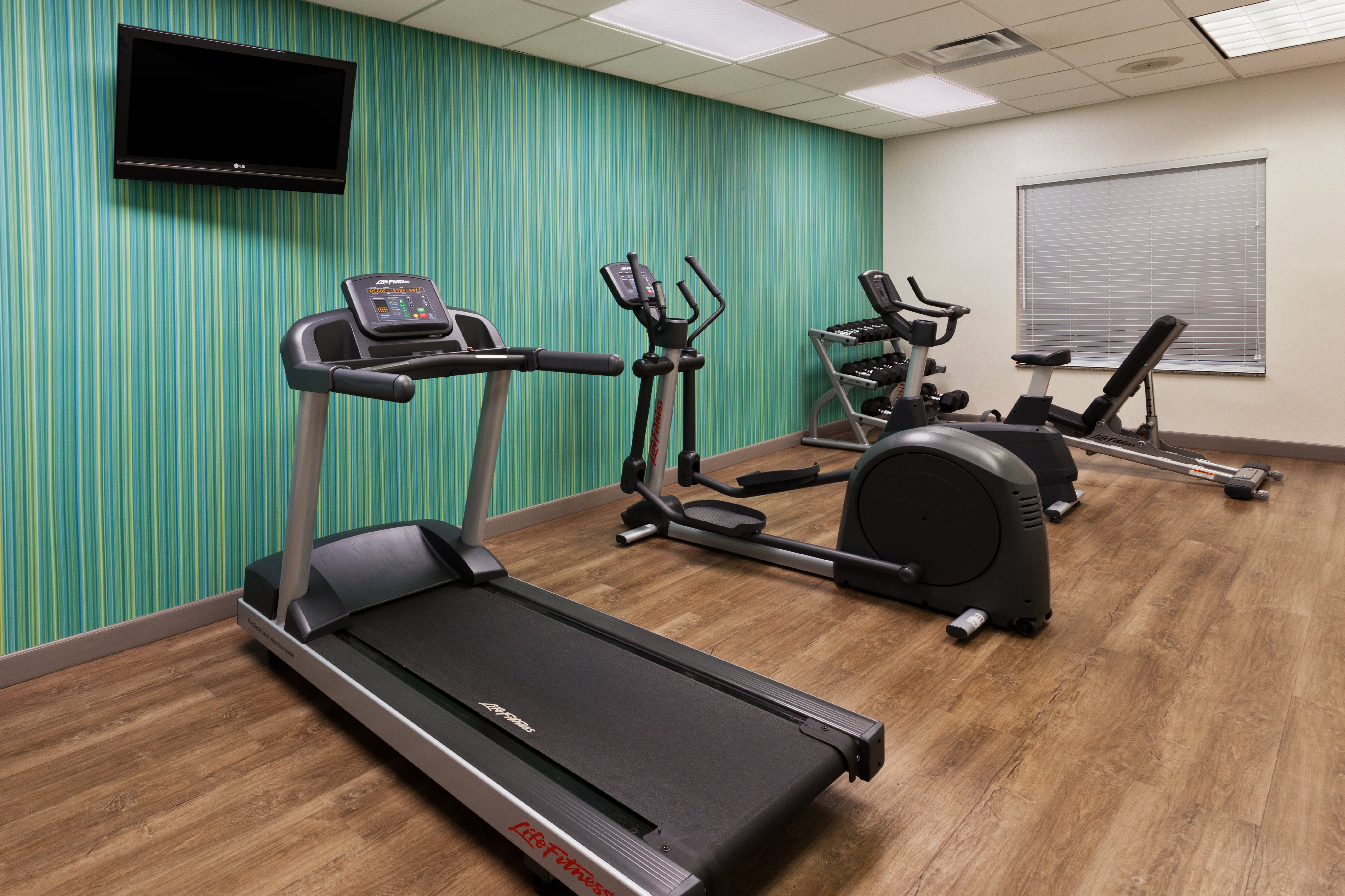 Holiday Inn Express Hotel And Suites Phenix City Columbus 32/52