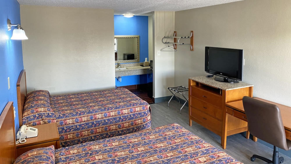 EXPRESS INN NEWPORT NEWS 14/59