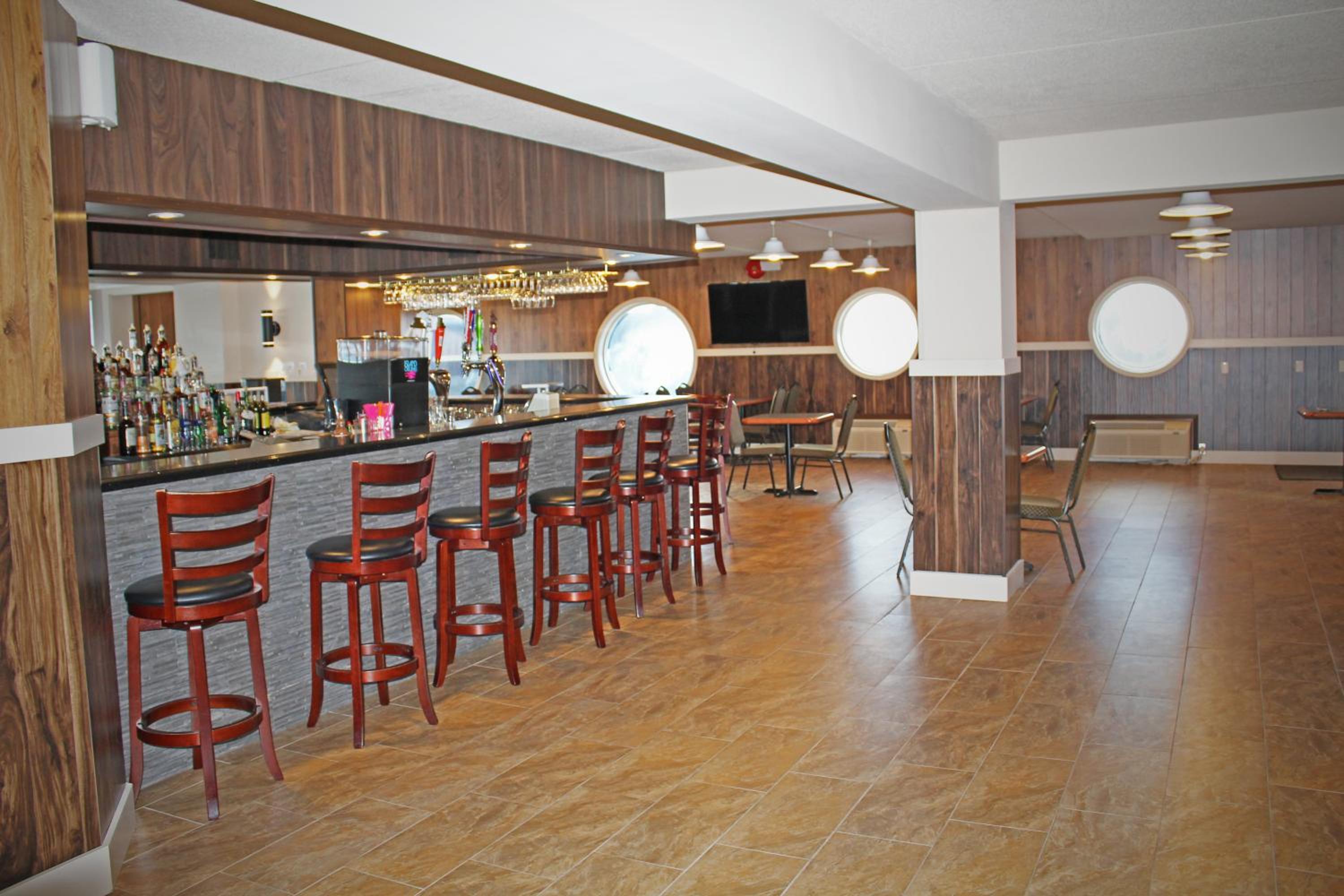 Hotel North 32/49