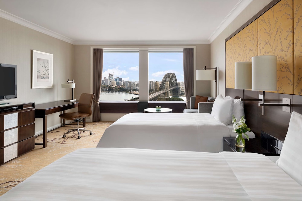 Shangri-La Sydney 26/67