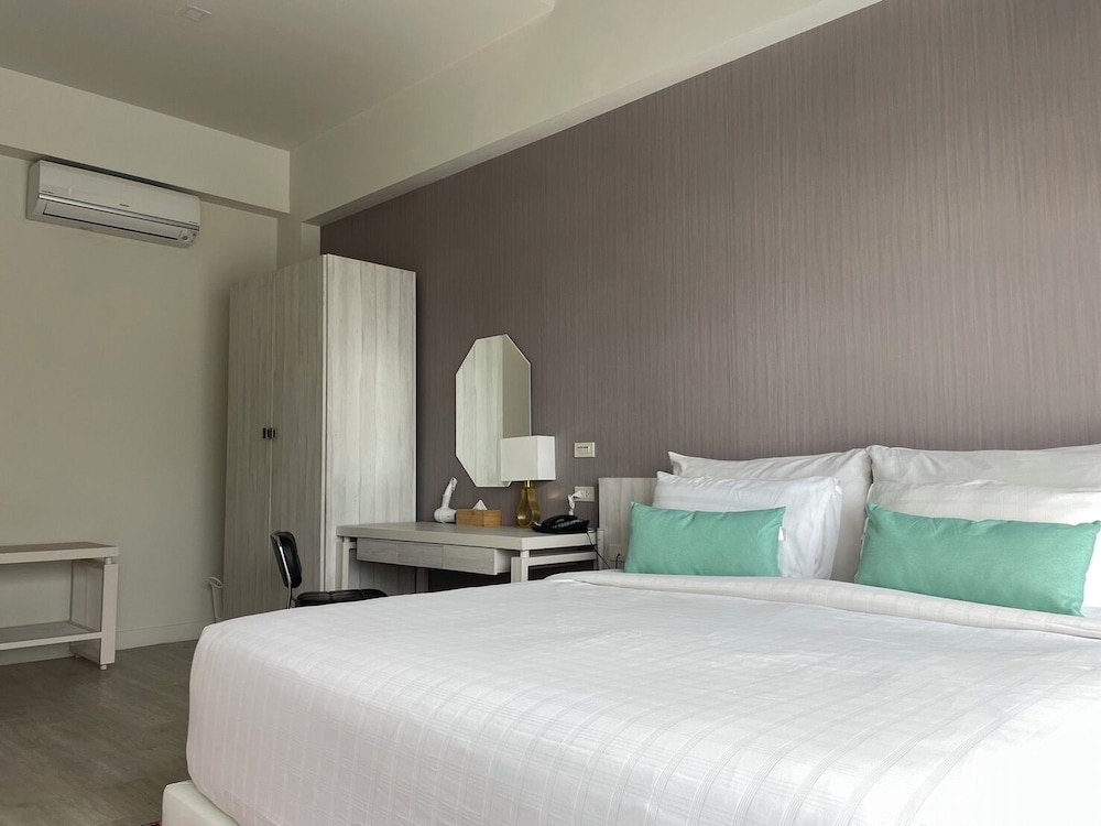 Family Suite, 2 King Beds