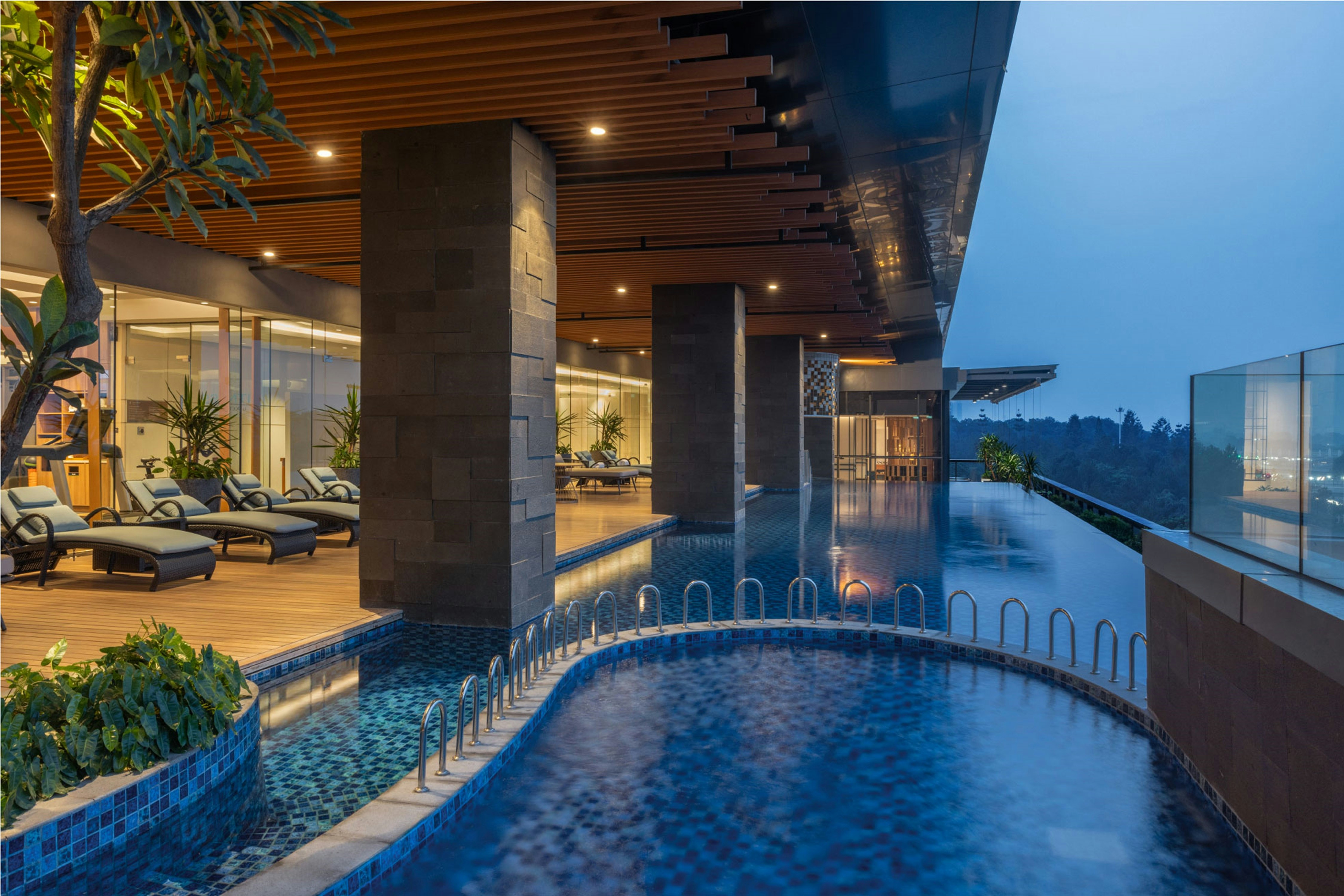 DoubleTree by Hilton Jakarta Bintaro Jaya 24/47