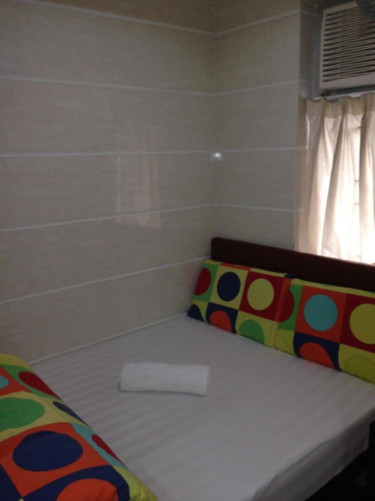 Cebu Hostel 58/64