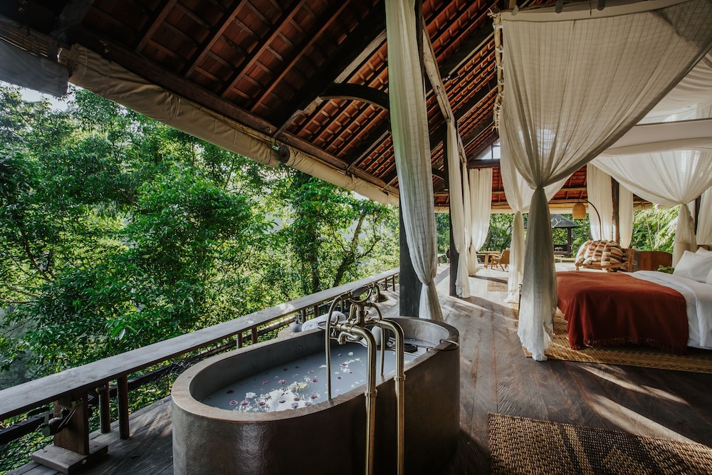 Buahan, A Banyan Tree Escape Bali 50/50