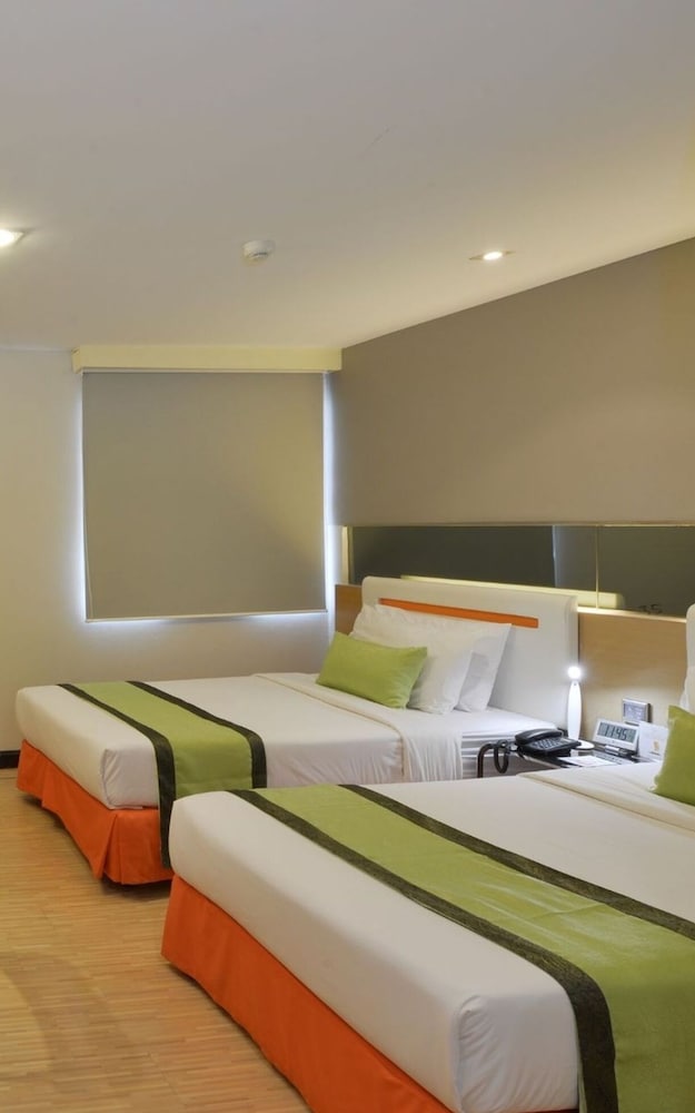 Arawana Express Phrom Phong (ex. Icheck Inn Regency Sukhumvit) 14/52