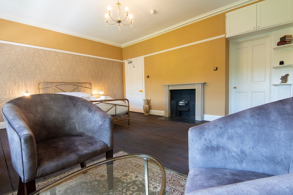 Alison House Hotel 28/50