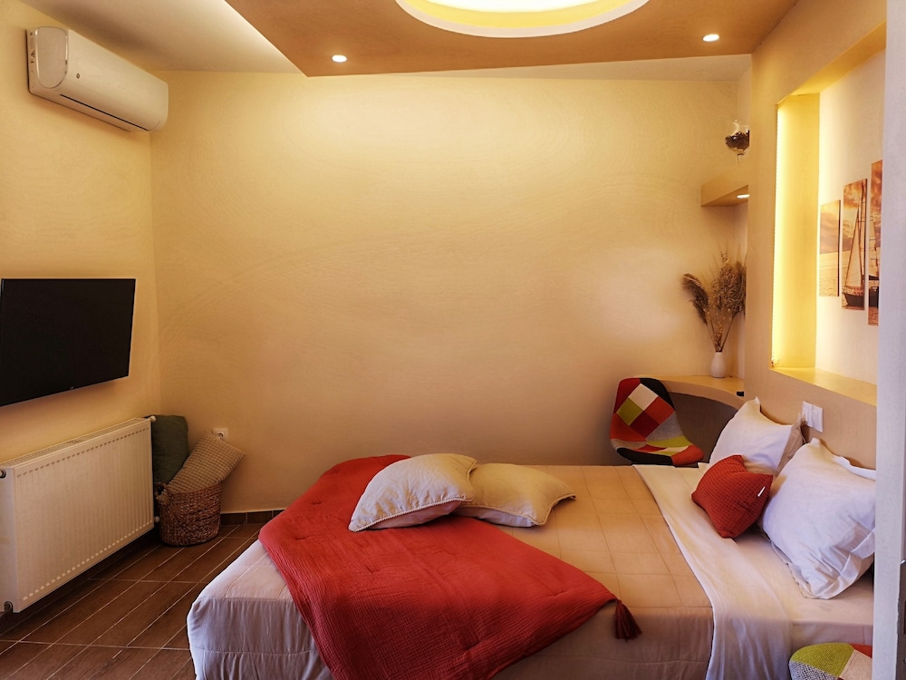 Amerisa Suites 68/85