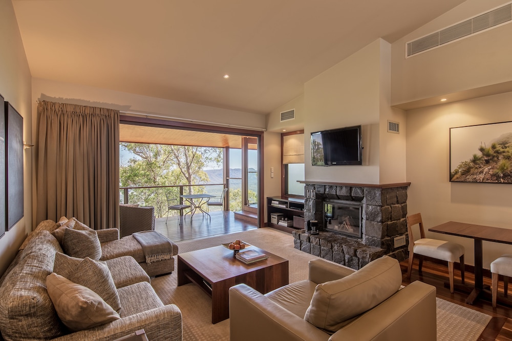 Spicers Peak Lodge 52/82