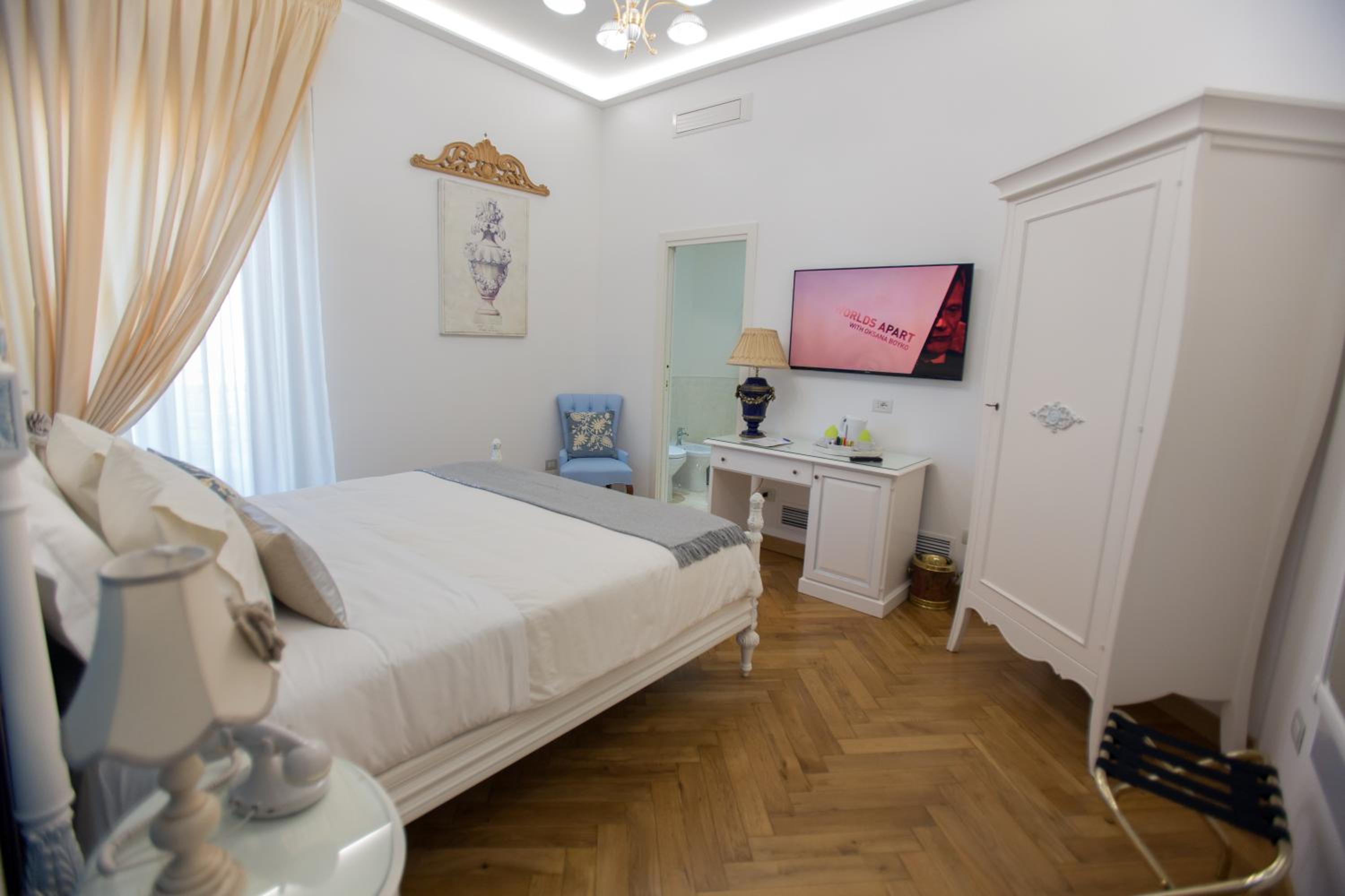 JUNIOR SUITE, BALCONY