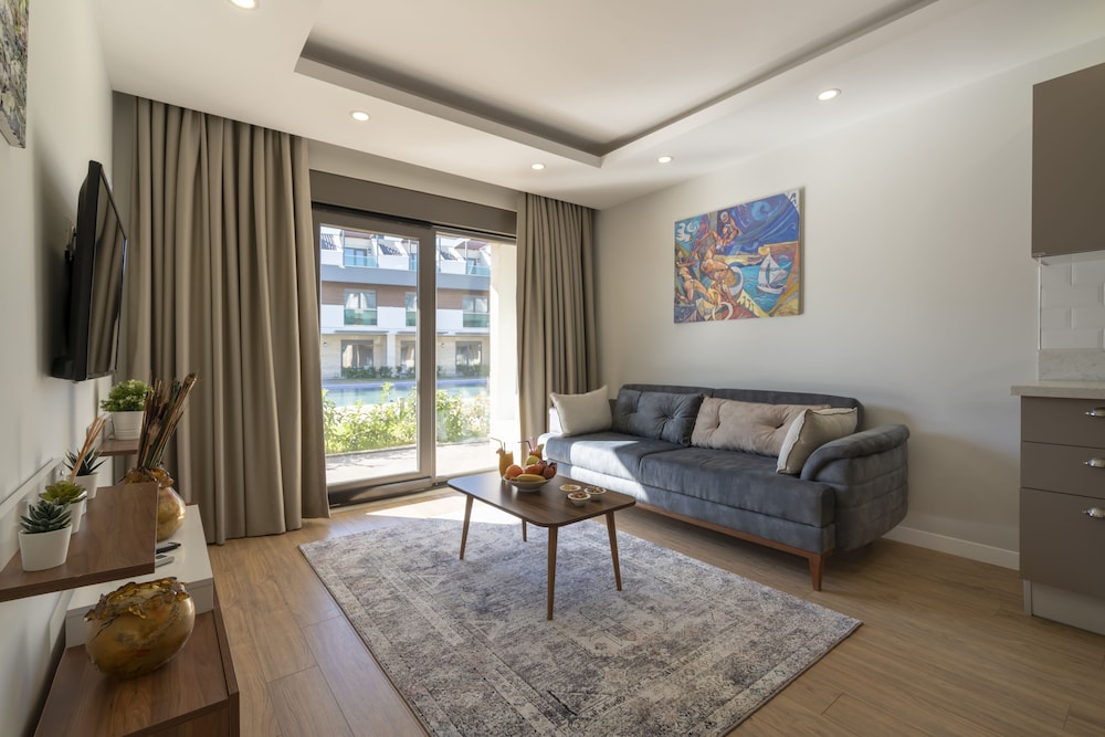 Veranda Suites 22/39