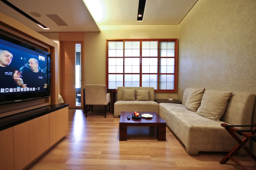 The Sun Hot Spring And Resort 49/58