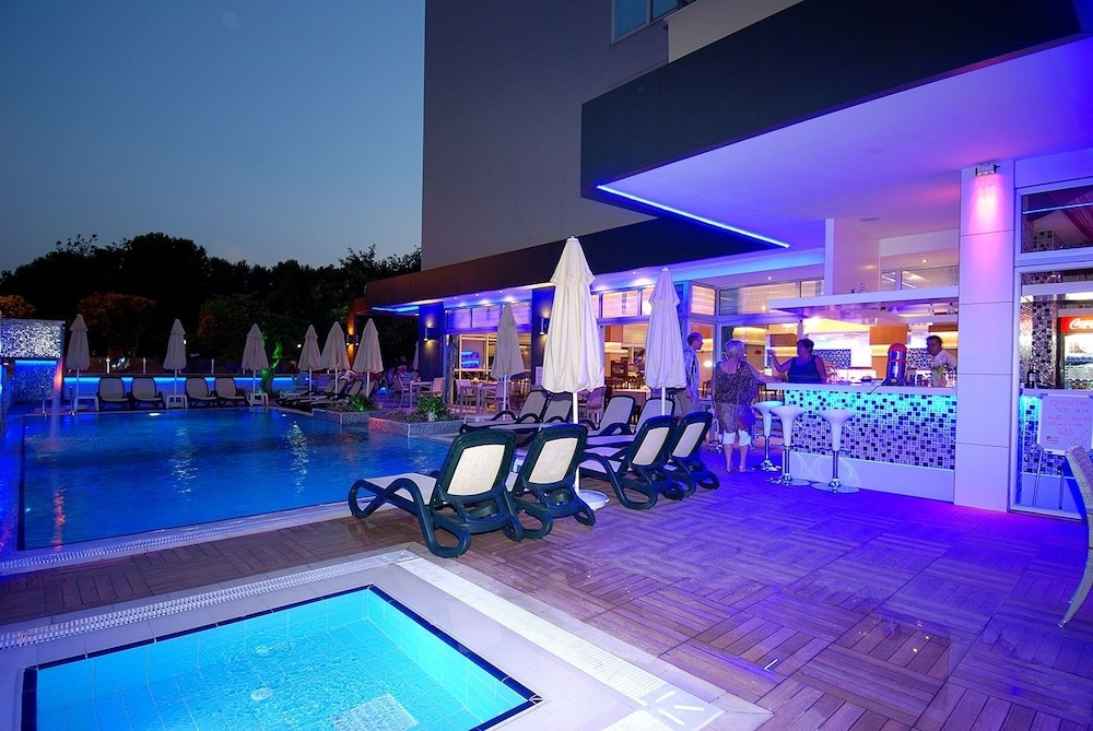 Hatipoglu Beach Hotel 7/66