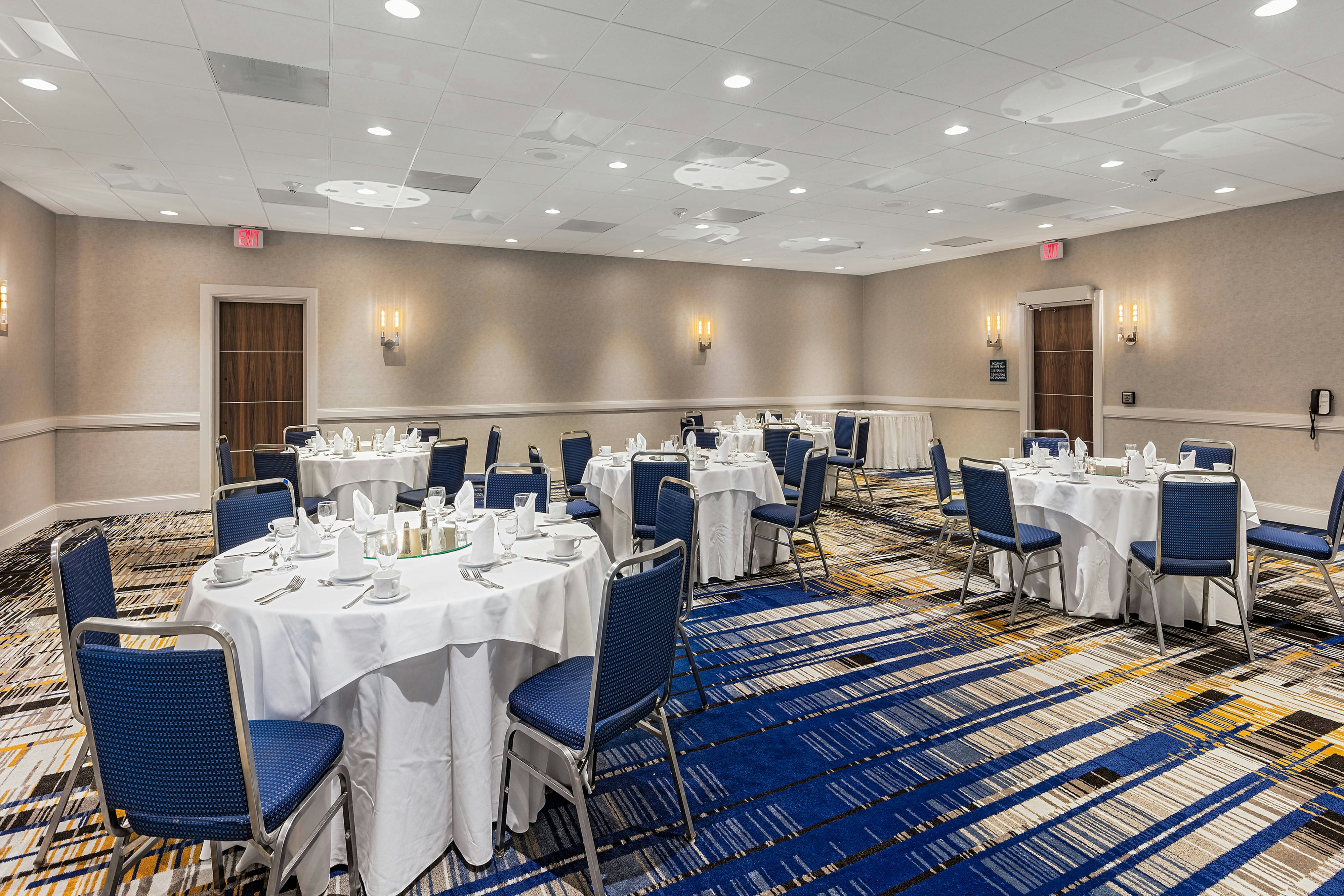 Four Points by Sheraton Los Angeles Westside 16/23