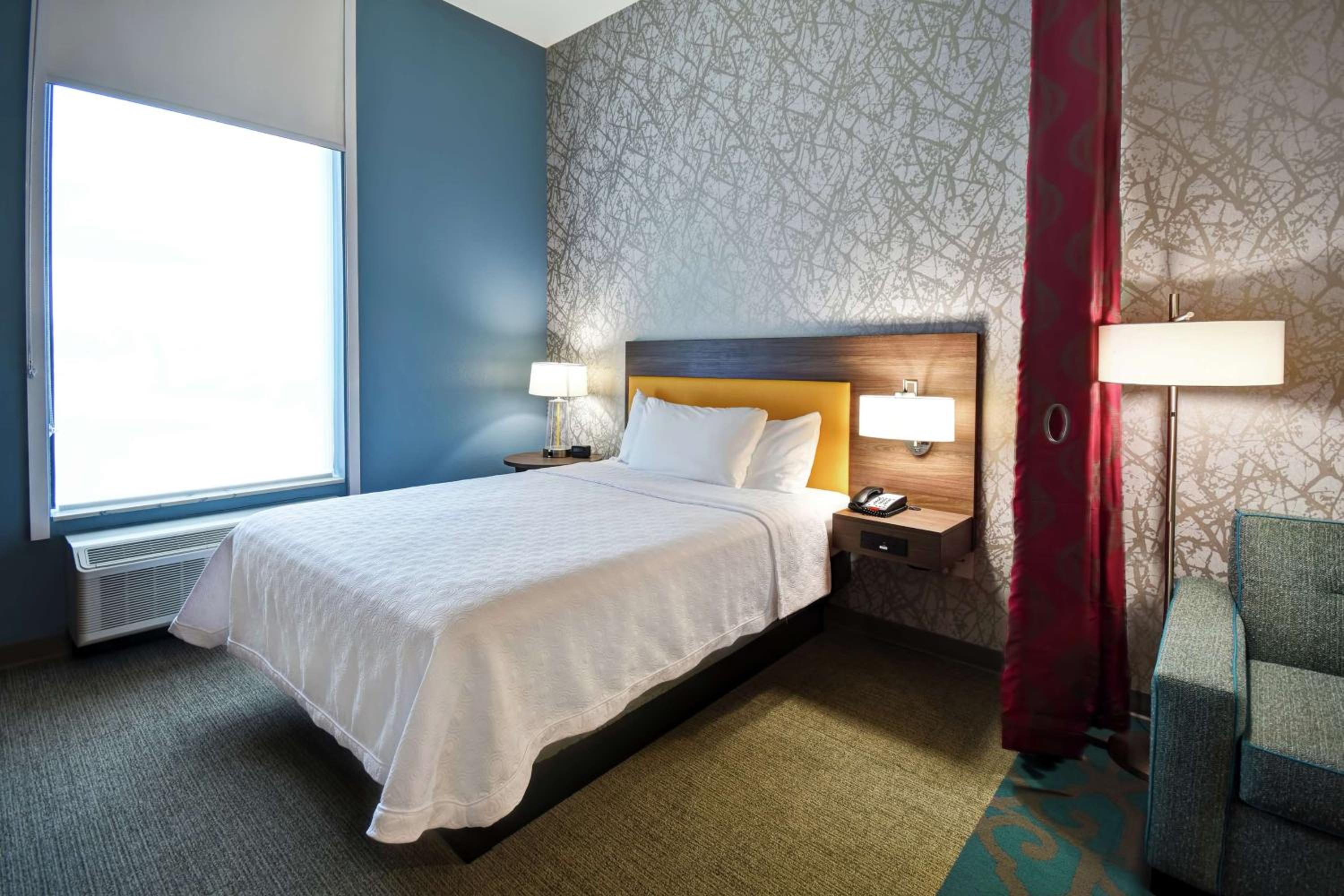 STUDIO, SUITE, KING BED, ACCESSIBLE