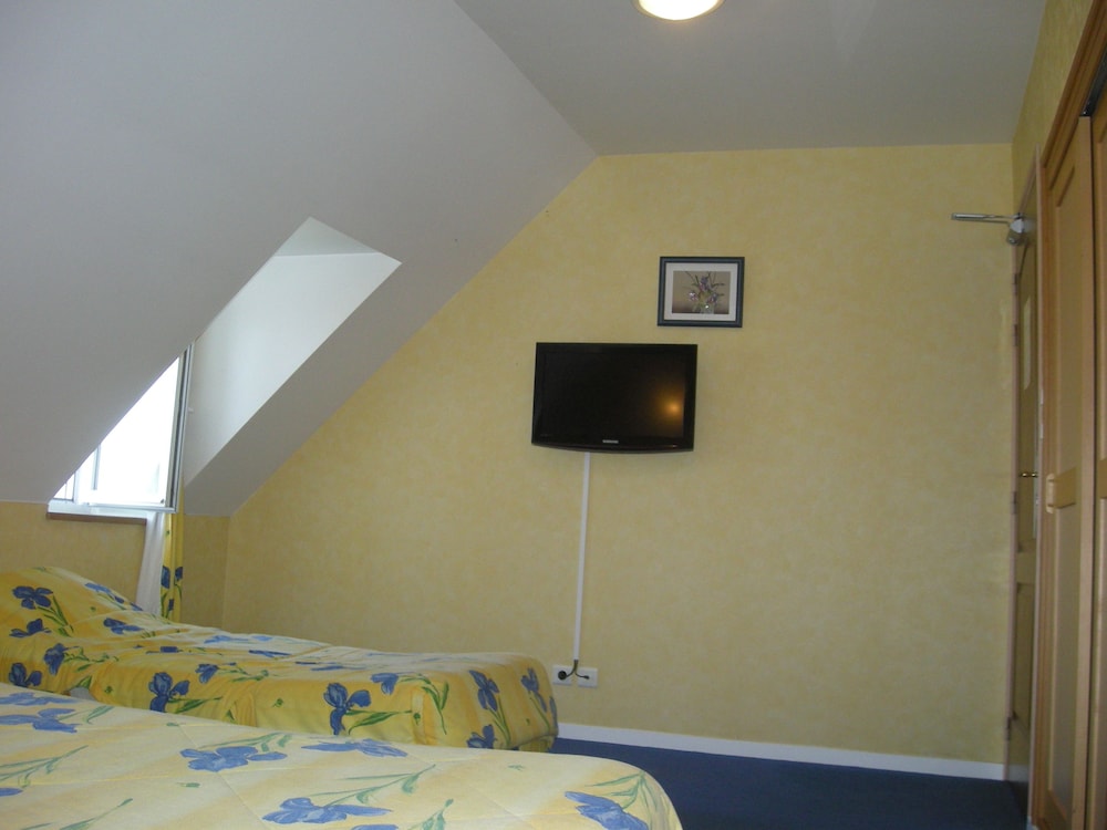 Hotel de La Renaissance 2/23