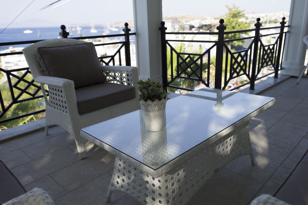 Ena Boutique Hotel 18/50