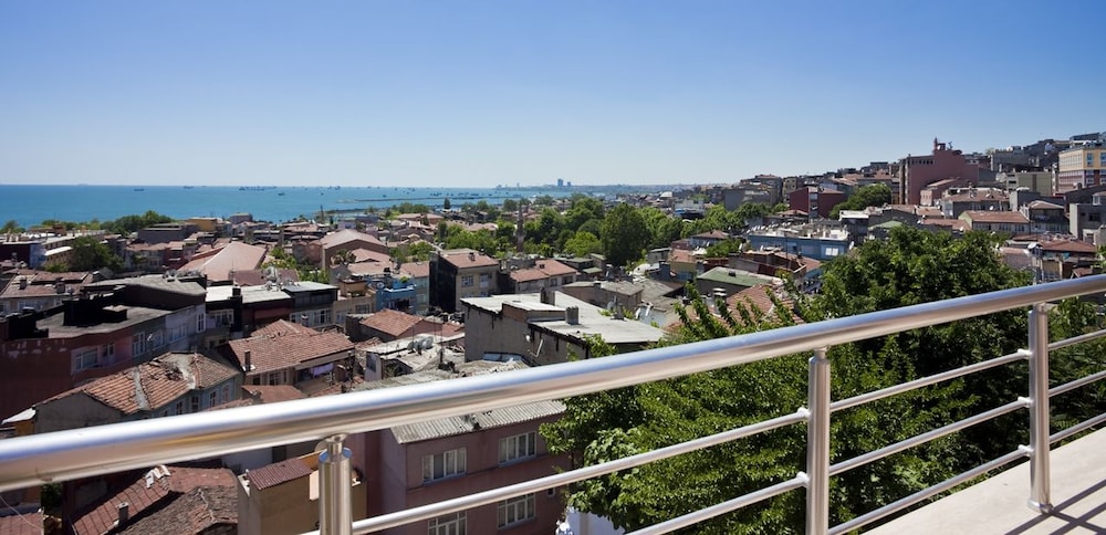 Art City Hotel Istanbul 65/73