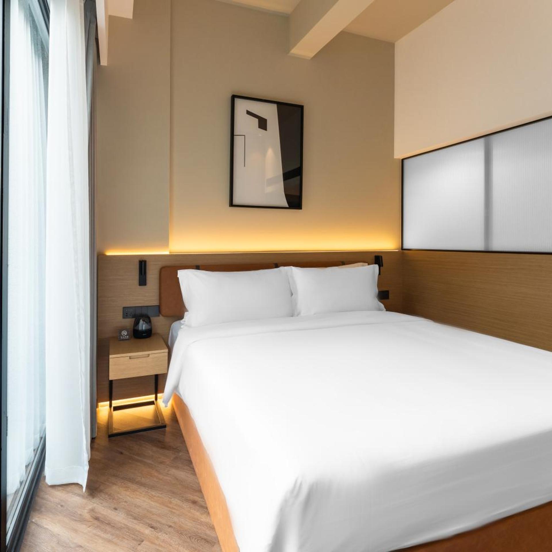 Mia Hotel-Xuhui Jiaotong University 15/50