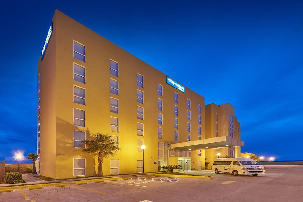City Express by Marriott Durango 5/50