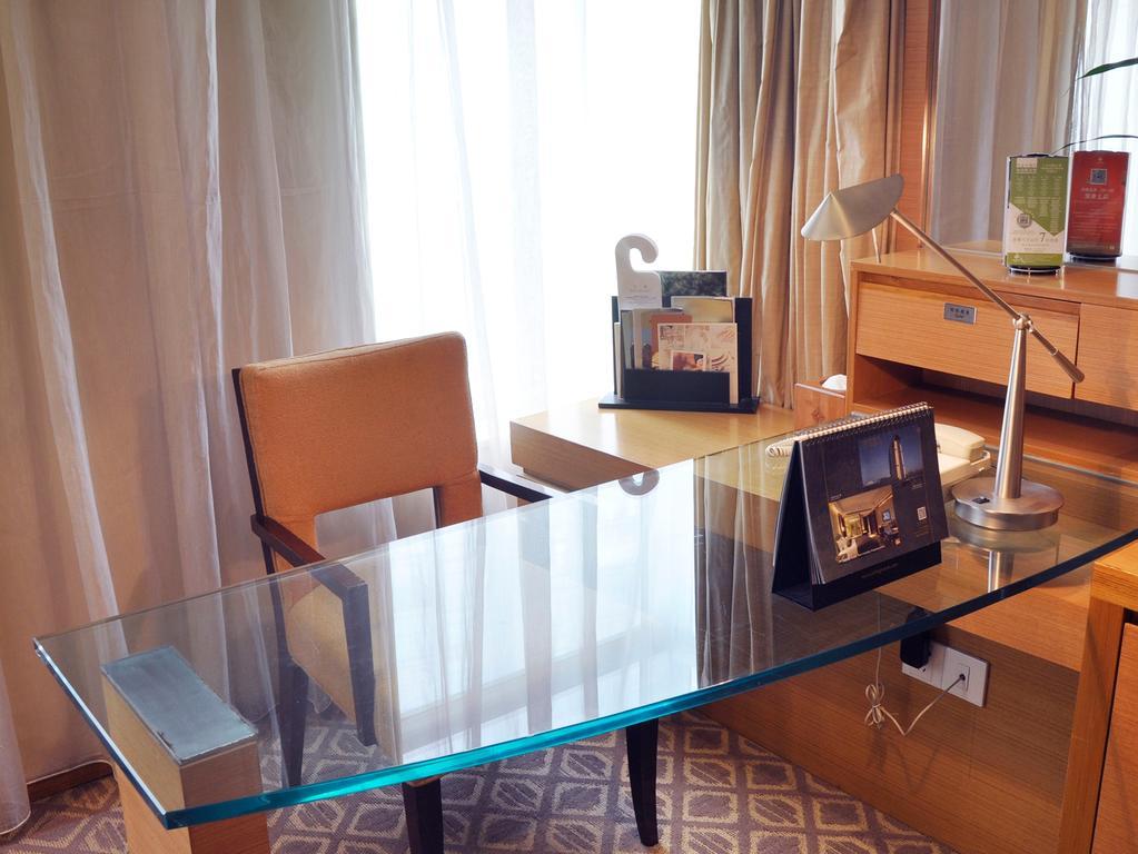 Wuxi Jinling Hotel 36/40