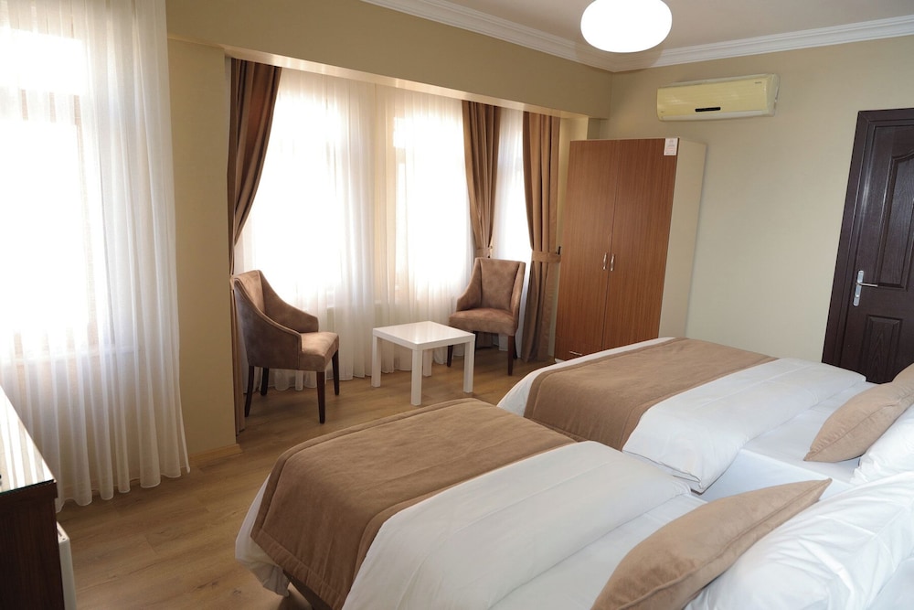 Helen Suites Aparts 8/50