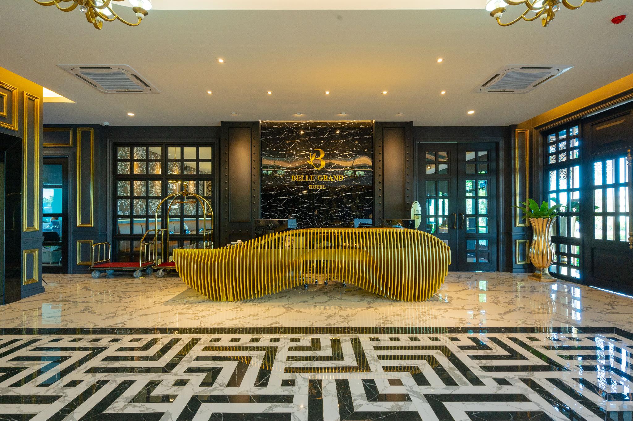 Belle Grand Hotel 12/58