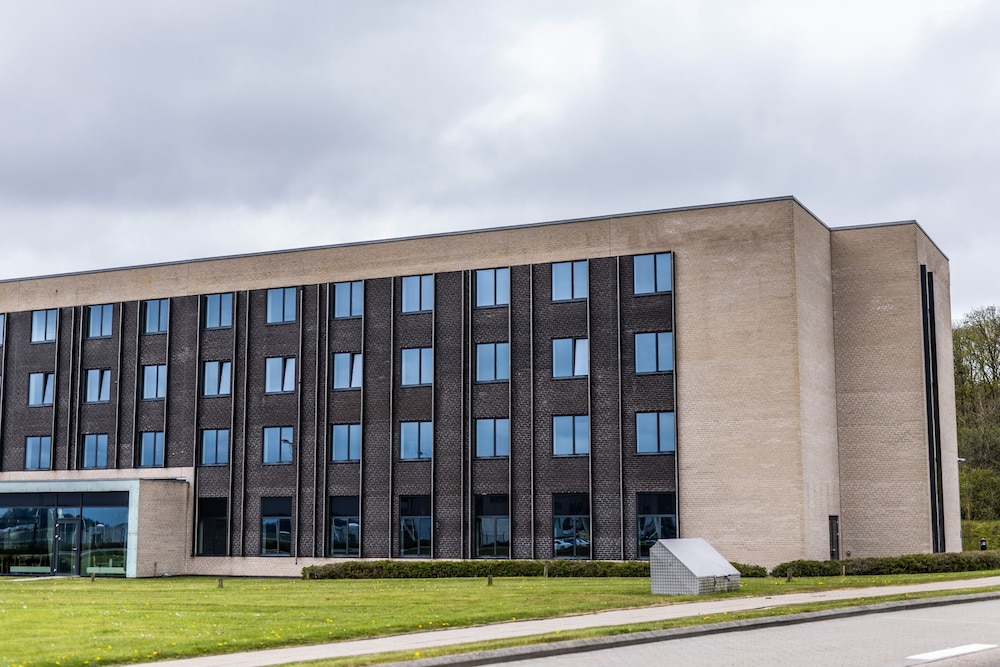 Airport Hotel Billund 2/57