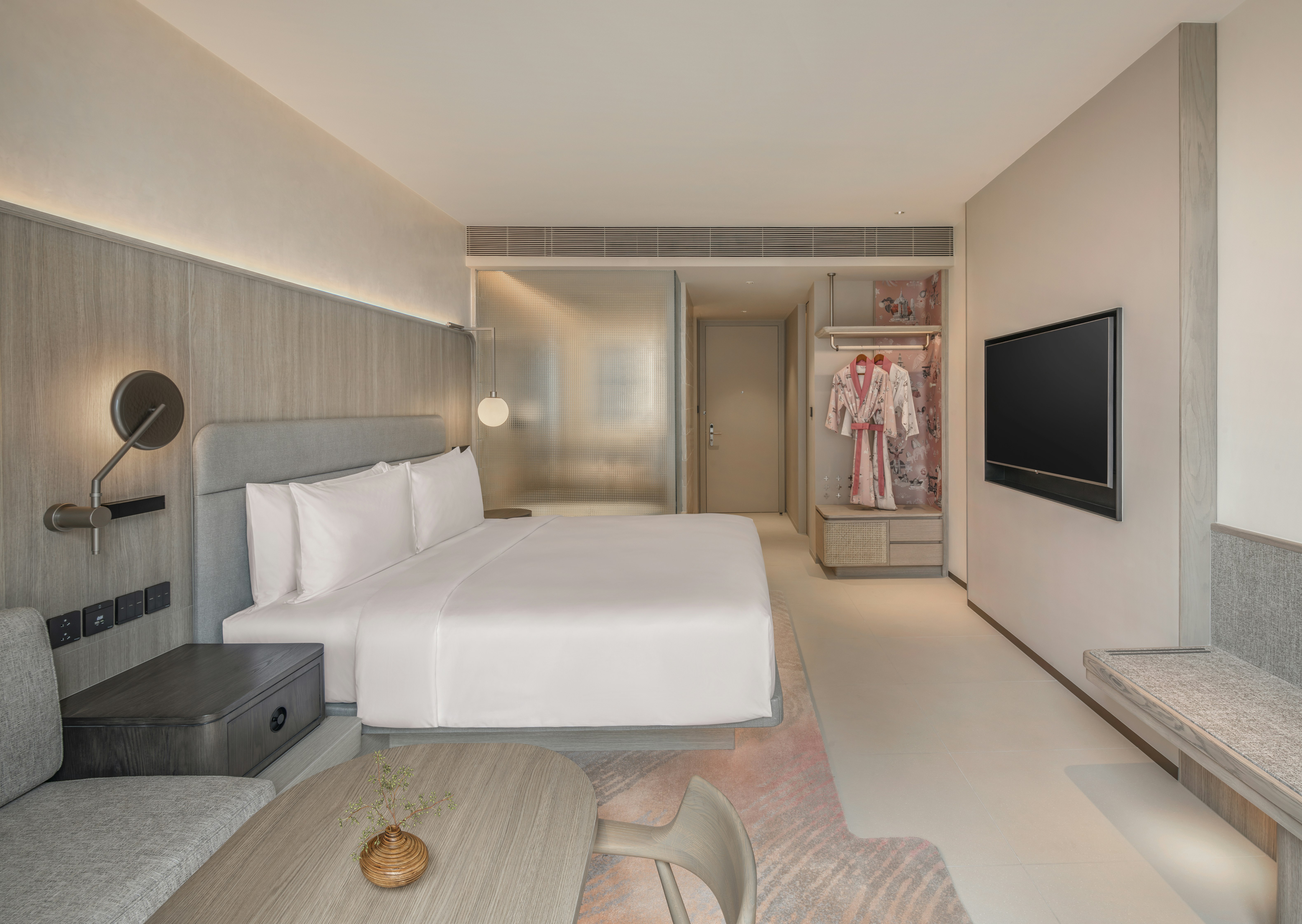 ROOM, KING BED, TERRACE