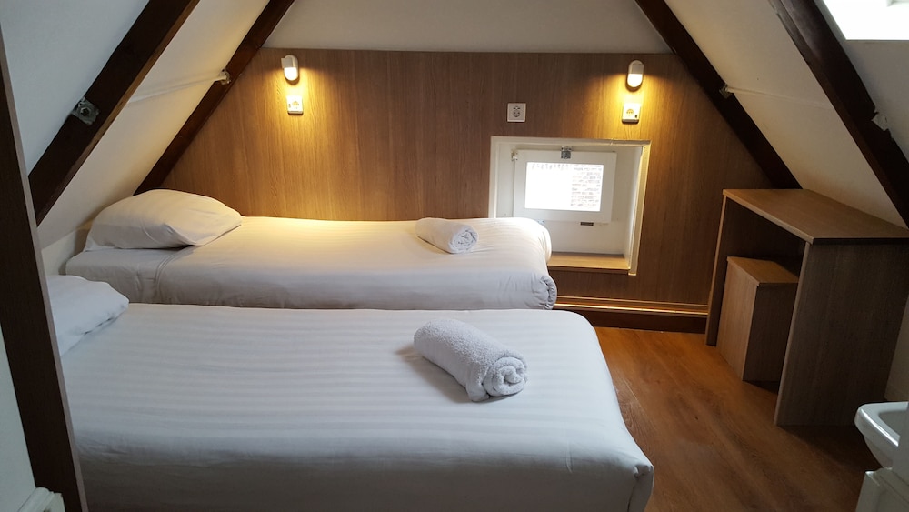 Hotel Old Quarter 28/72