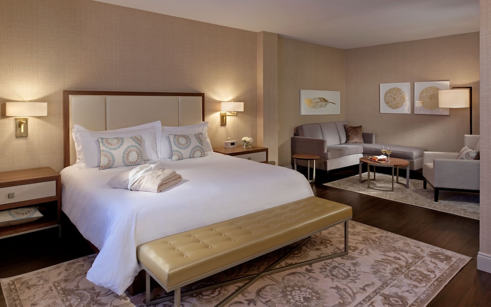 Lord Nelson Hotel And Suites 17/61