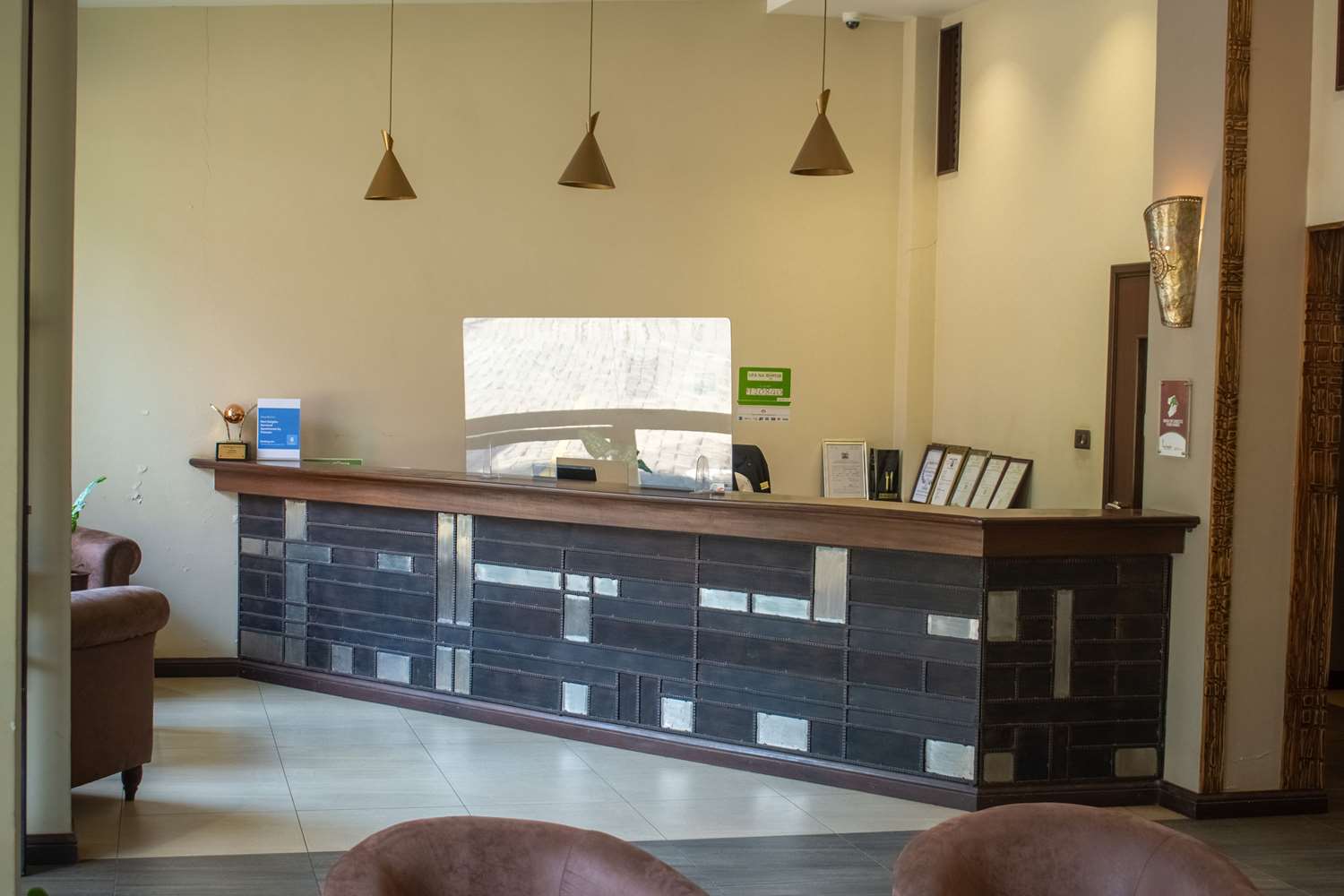 Heri Heights Hotel Apartments, SureStay Collection by BW 10/27