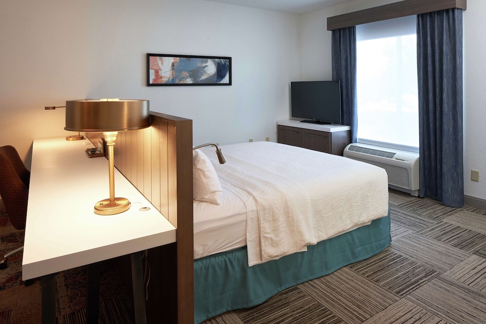Hilton Garden Inn Evansville 8/50