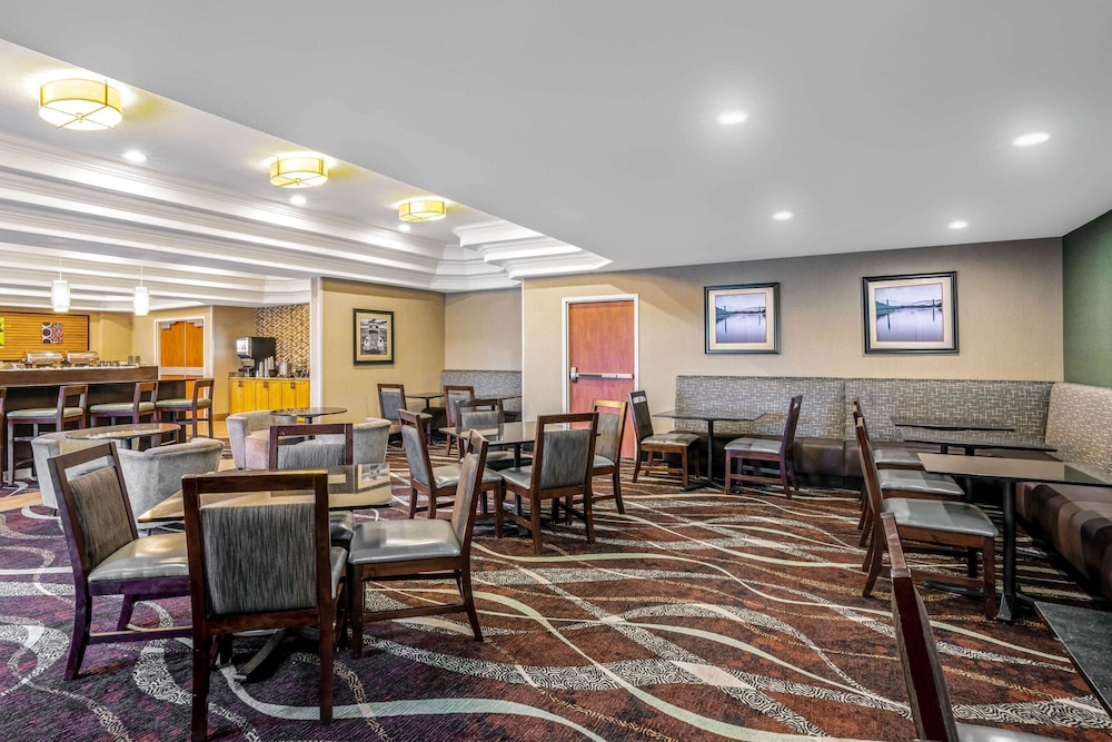 La Quinta Inn & Suites by Wyndham Coeur d Alene 32/41