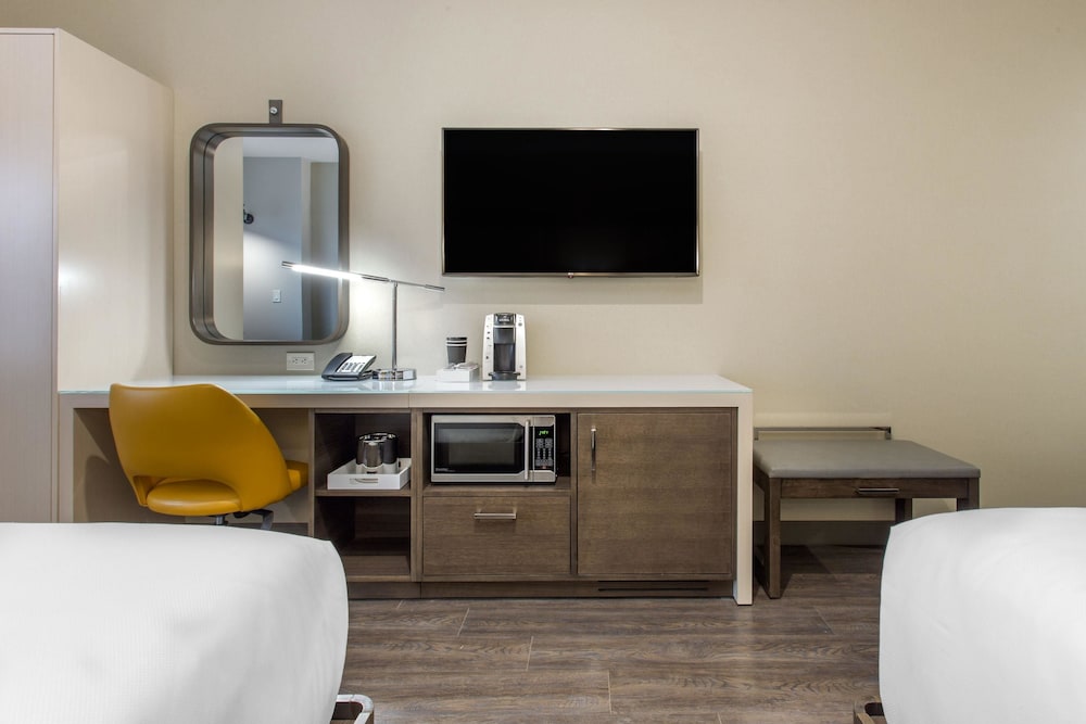 Cambria Hotel Philadelphia Downtown - Center City 47/60