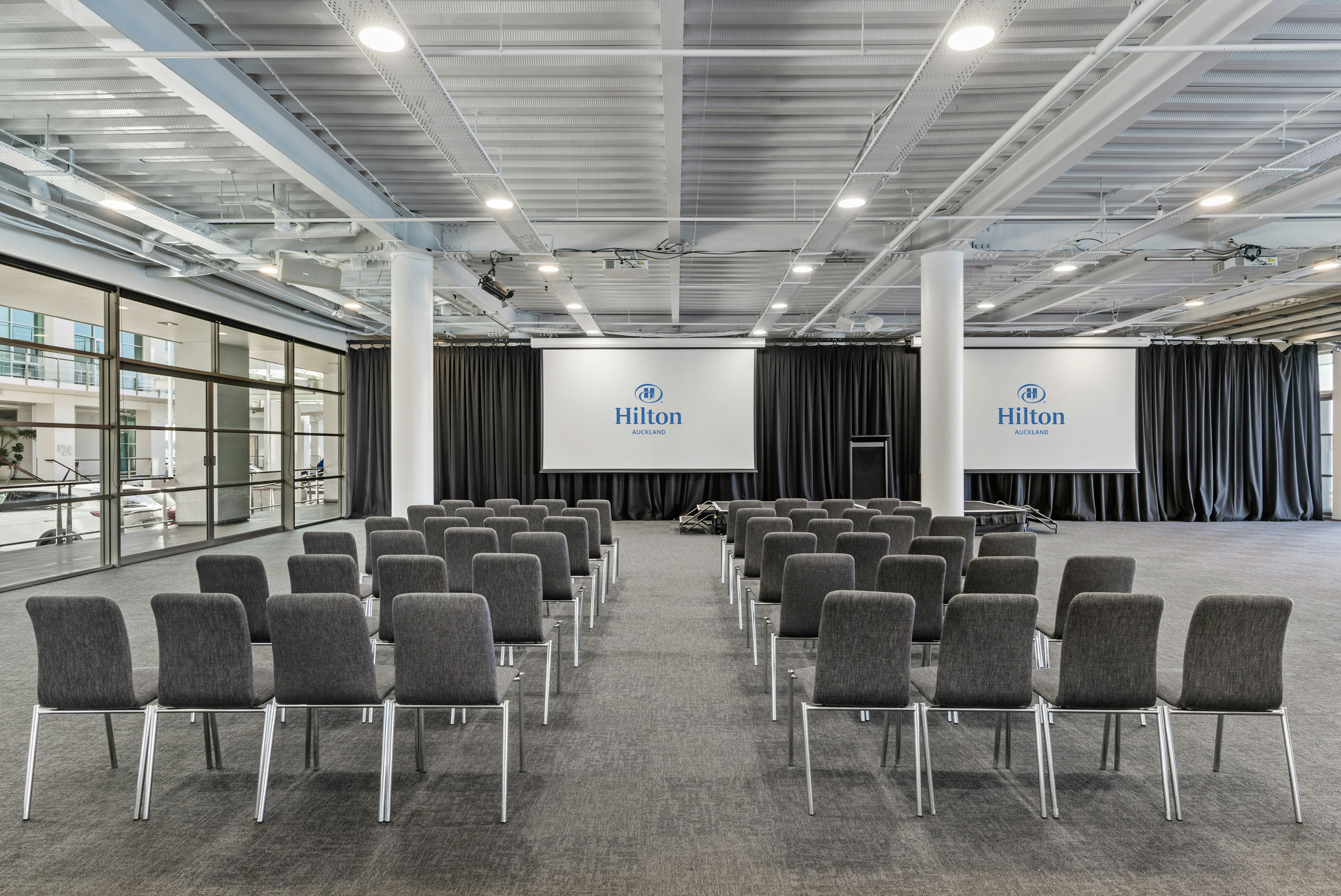 Hilton Auckland 65/78