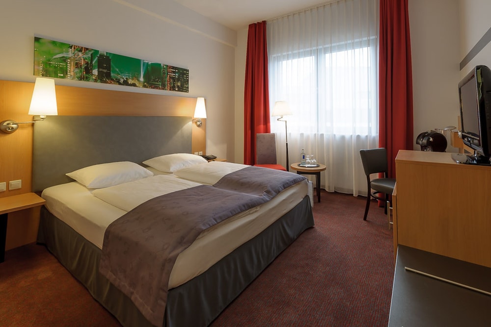 Mercure Hotel Frankfurt Eschborn Sued 10/36